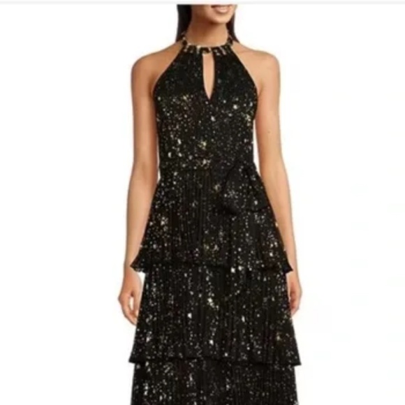 Alex Marie halter gold and black star dress starfall ball dress - Picture 12 of 13